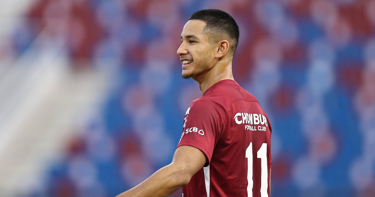 Ex-Chelsea star dubbed world's richest footballer set to join new club - Daily Star